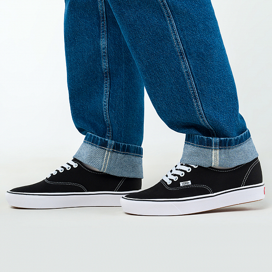 vans authentic